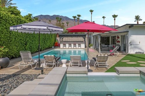 668 Farrell Dr, Palm Springs, CA 92262-6271