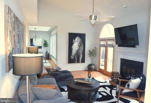 1409 Squaw Hill Ln, Silver Spring MD  20906-2009 exterior