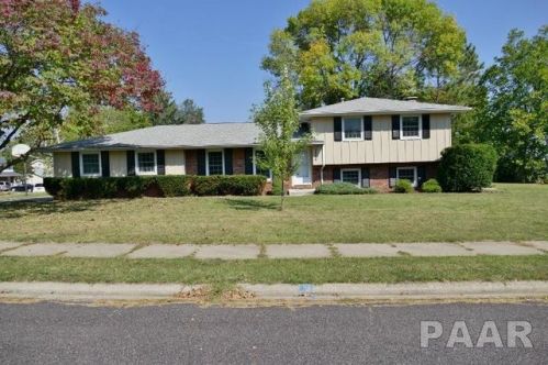 5804 Old Orchard Dr, Peoria IL  61614-3804 exterior