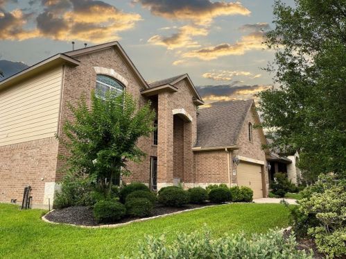 14 Handbridge Pl, Tomball, TX 77375-4628