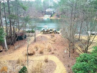 105 Smohalla Ct, Waleska, GA 30183-4106