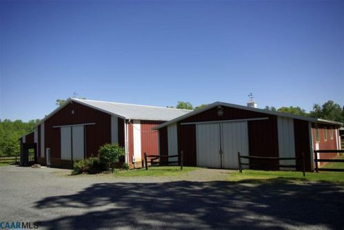 277 Briarwood Ln, Aroda, VA 22709-1066
