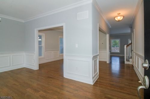 2298 Marlboro Rd, Scotch Plains, NJ 07076-0045