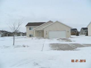 152 Flagstone Ln, Mankato, MN 56001-6327