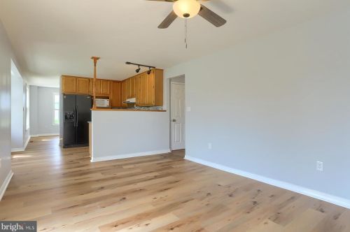 2316 Walnut Bottom Rd, Carlisle PA  17015-9374 exterior