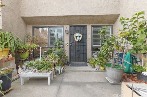10431 Scripps Way, Stanton, CA 90680-1524