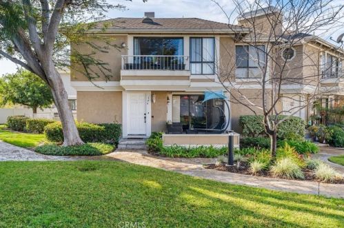 146 Seneca Cir, Anaheim CA  92805-3660 exterior