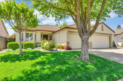 9493 Emerald Cove Ln, Elk Grove CA  95758-3612 exterior