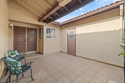 10819 Garrett Rd, Stanton, CA 90680-2206