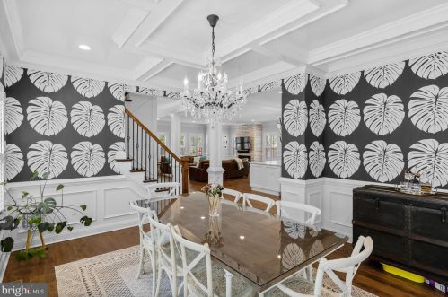 232 Elm Ave, Tavistock NJ 08033-2535 exterior