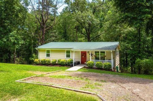 485 Ednaville Rd, Braselton, GA 30517-2333