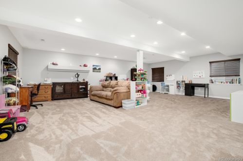 5424 Haleyville Way, Denver CO  80016-4275 exterior