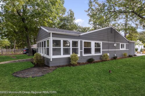 801 Pensacola Rd, Lacey, NJ 08731-5311