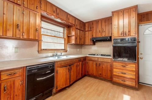 3364 Hazelwood Dr, Atlanta GA  30311-3038 exterior