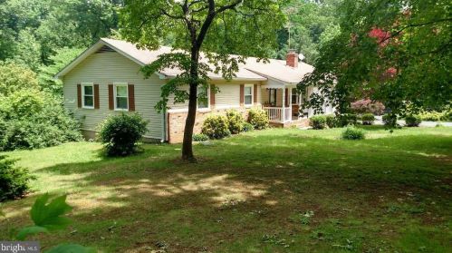 243 Stony Hill Rd, Fredericksburg, VA 22406-4128