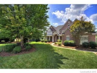 8805 Kentucky Derby Dr, Waxhaw, NC 28173-6599