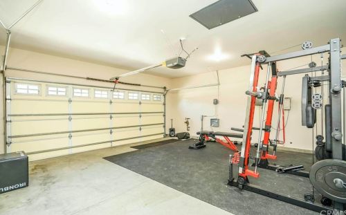 14082 Crystal View Ter, Riverside CA  92508-8705 exterior