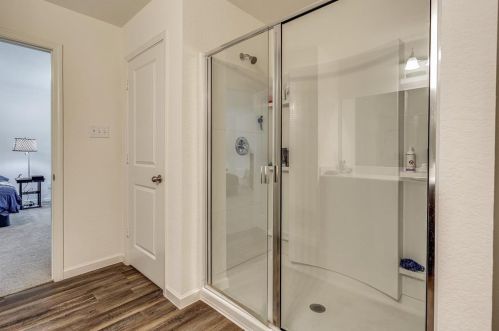 5329 Stone Meadow Ln, Fort Worth TX  76179-4284 exterior