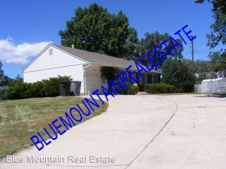 2720 Casden Cir, Colorado Springs CO  80909-6108 exterior