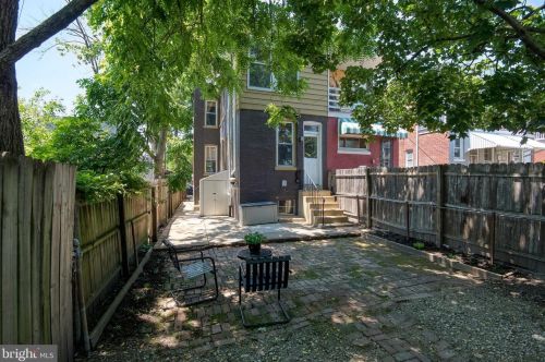 33 Ruby St, Lancaster PA  17603-5166 exterior