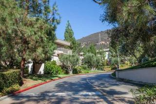 3600 Barham Blvd, Los Angeles CA  90068-1106 exterior