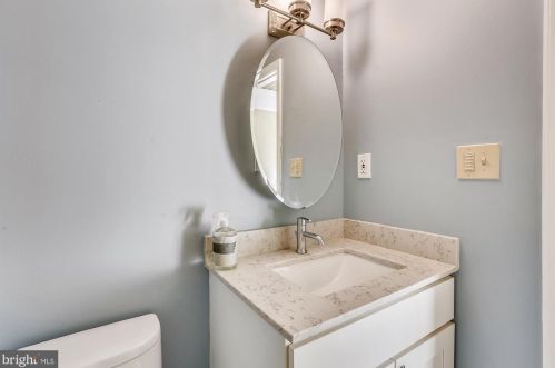 145 Kinsman View Cir, Silver Spring MD 20901-1600 exterior