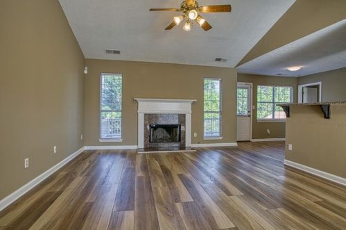 4072 Peachtree Farms Rd, Rex GA  30273-1380 exterior