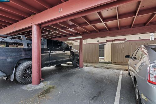 1512 Parkwood Pl, Concord CA  94521-2201 exterior