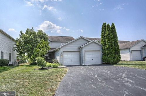 2003 Alexis Dr, Harrisburg, PA 17110-9474