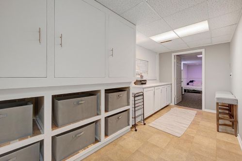 2070 Ivy St, Saint Paul MN  55109-4029 exterior