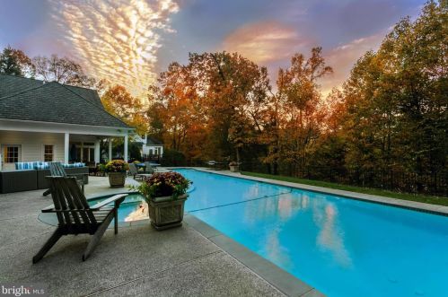 124 Cove Ln, Media, PA 19063-1822