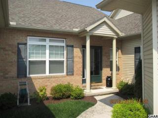 1305 Woodward Dr, Carlisle, PA 17013-4712