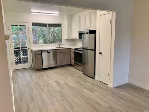436 North St, Healdsburg, CA 95448-4268