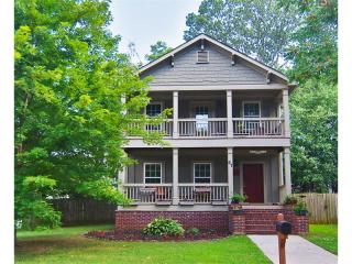 67 Gammon Ave, Atlanta, GA 30315-2711