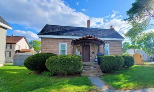 15 Spring St, Brewer, ME 04412-2128