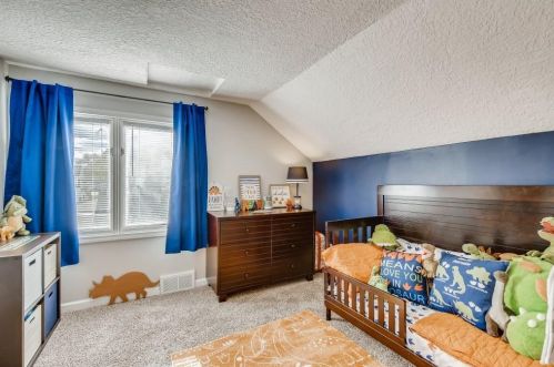 1519 Dale St, Saint Paul MN  55117-3410 exterior