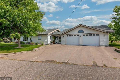 11261 65th St, Foley, MN 56329-9579