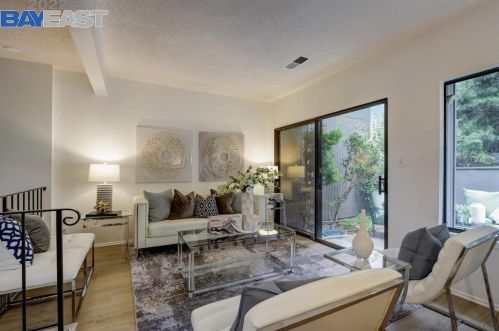 18032 Silverado Rd, Hayward, CA 94541-4628