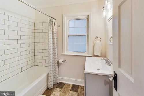 1506 Live Oak Dr, Silver Spring MD 20910-1543 exterior