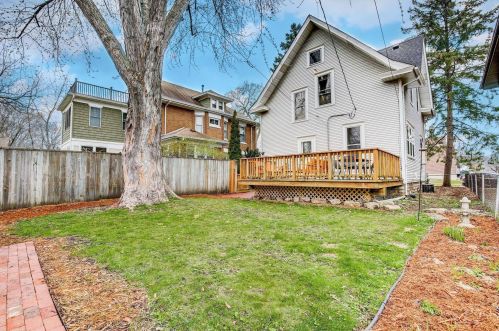 820 James Ave, Saint Paul MN  55102-3412 exterior