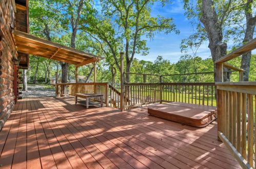 5426 Treosti Pl, Valley Springs, CA 95252-8753