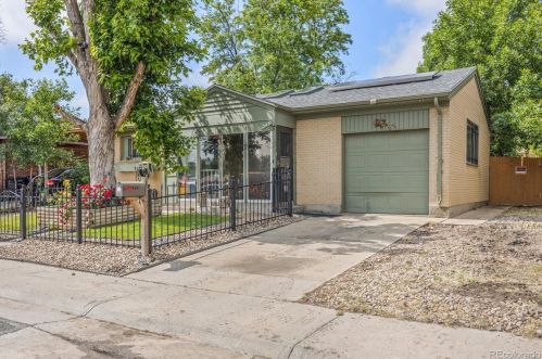 12410 55th Ave, Denver, CO 80239-3612