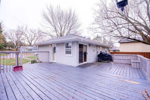 1225 Belmont Ln, Saint Paul MN  55109-3406 exterior