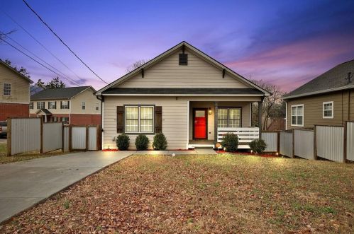 844 Capitol View Ave, Atlanta, GA 30318-8331