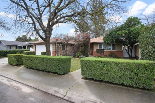 1516 Cabrillo Ct, Modesto, CA 95355-5010