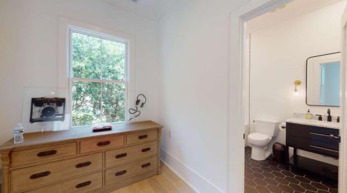 3206 Arden Rd, Atlanta GA  30327-1262 exterior