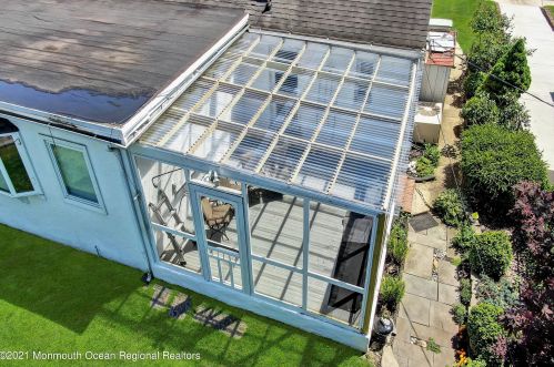 400 Parkview Ave, Tinton Falls NJ 07712-4732 exterior