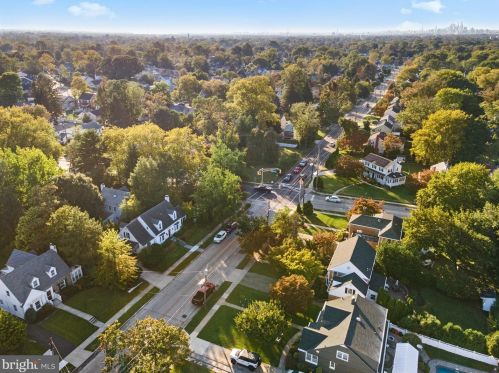 711 Greenman Rd, Tavistock NJ  08033-2719 exterior