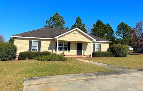 2304 Sydneys Chase, Statesboro, GA 30458-2502