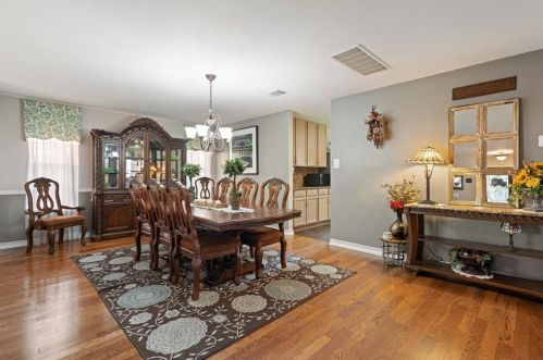11200 Chatam Berry Ln, Austin TX  78748-3935 exterior